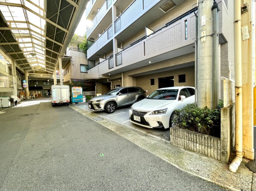 駐車場 ソレア－ド岡本南