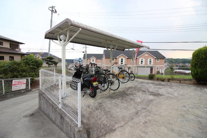 駐輪場 サンリットヒルＥ