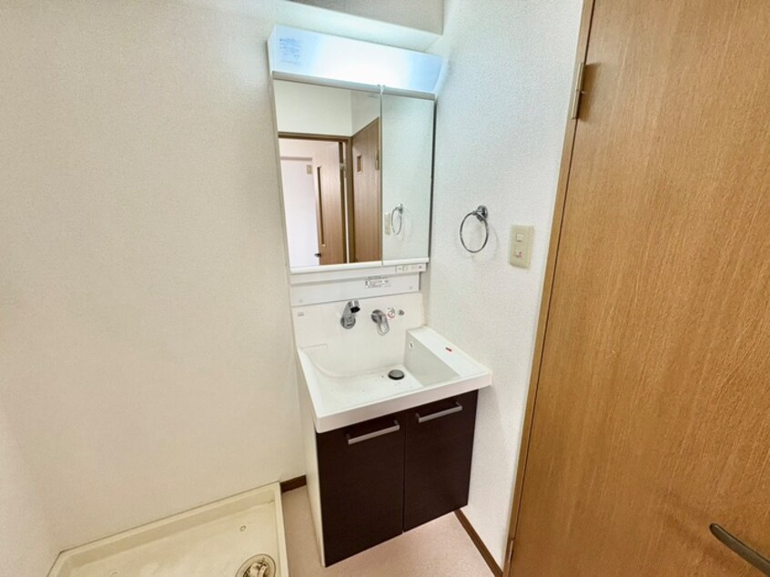 洗面 ア－バンリバブル