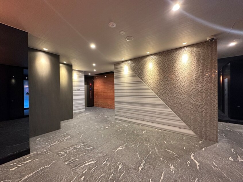 エントランス部分 ファ－ストフィオ－レ東梅田