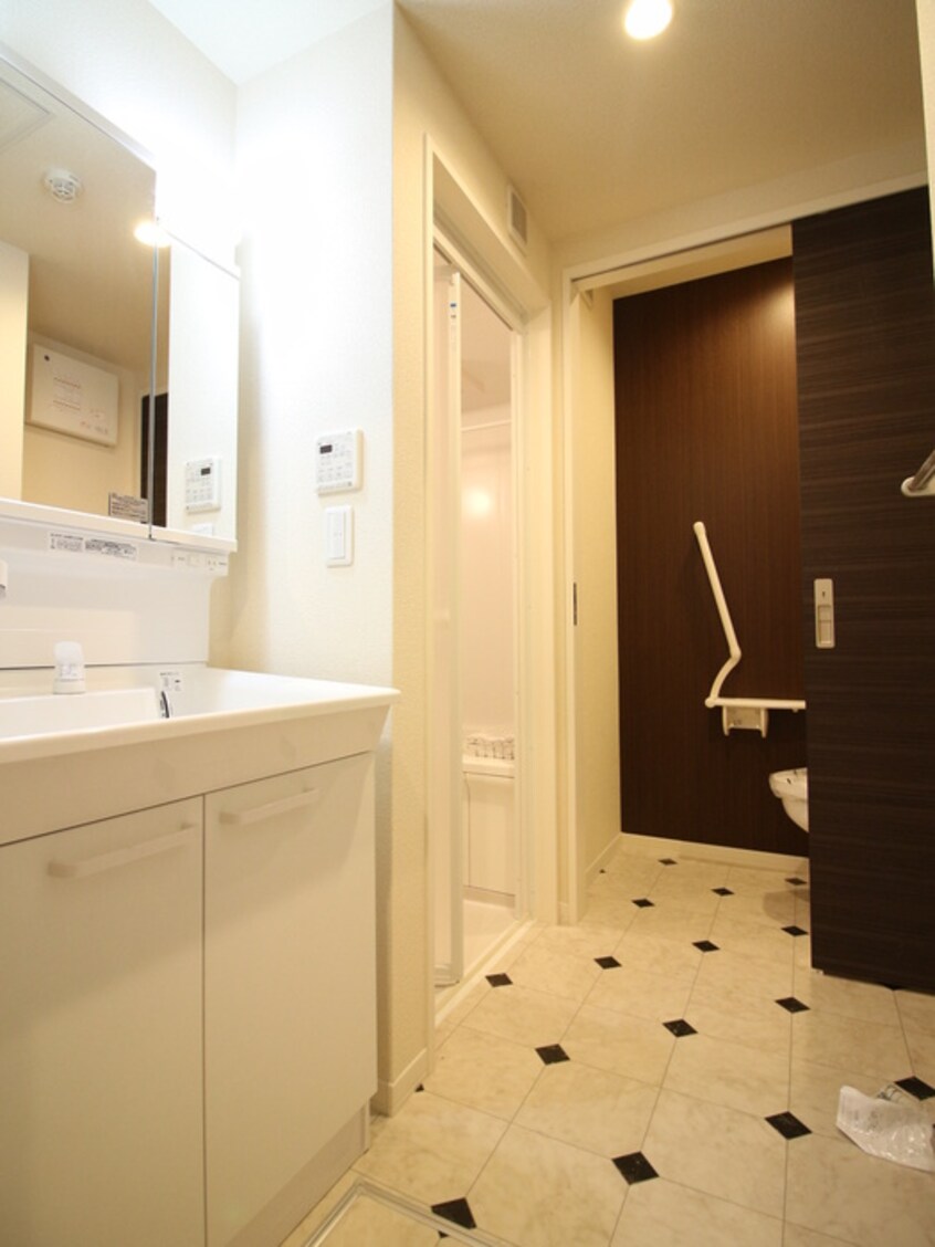 洗面 カ－スル石橋