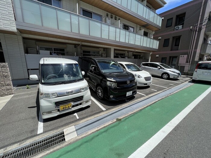 駐車場 カ－スル石橋