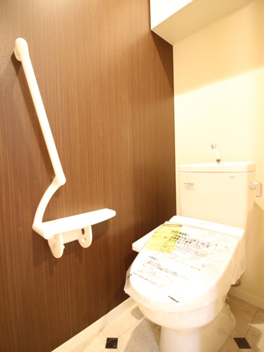 トイレ カ－スル石橋