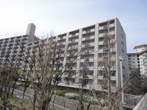 桃山台ｸﾞﾗﾝﾄﾞﾏﾝｼｮﾝD1棟(702)