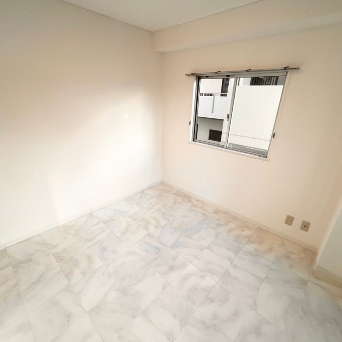 居室 ＷＥＳＴ－ＯＮＥⅡ