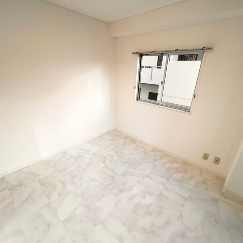 居室 ＷＥＳＴ－ＯＮＥⅡ