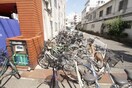 駐輪場 グランビルド南巽