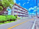 ホワイトオアシスレジデンス７６の外観