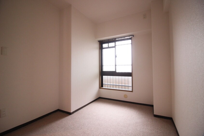 居室 ﾗｲｵﾝｽﾞﾏﾝｼｮﾝ豊中夕日丘(306)