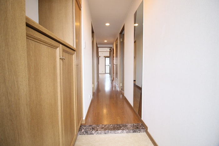 廊下 ﾗｲｵﾝｽﾞﾏﾝｼｮﾝ豊中夕日丘(306)
