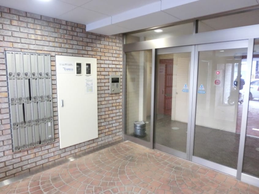 エントランス部分 ベレヴュー鴨川