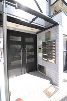 エントランス部分 ロイヤルカ－サ阿倍野