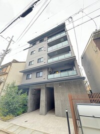 オーバルムーン京都