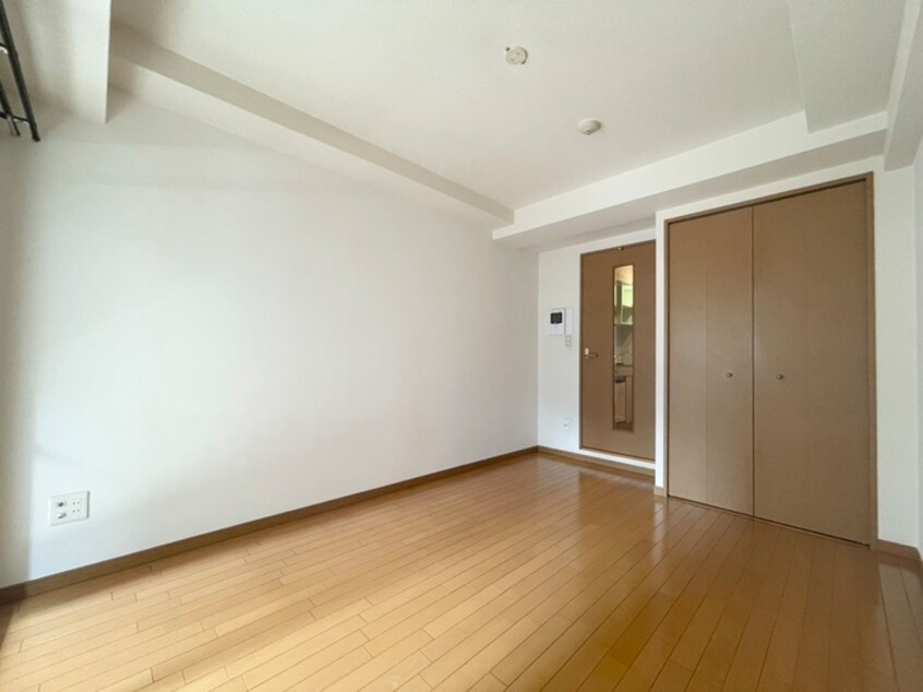 居室 プレサンス新神戸(206)