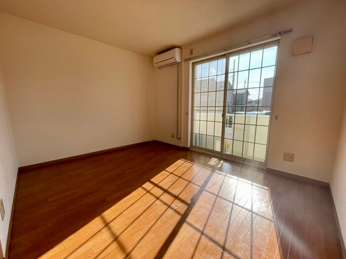 居室 シダ－コンフォ－ル２番館