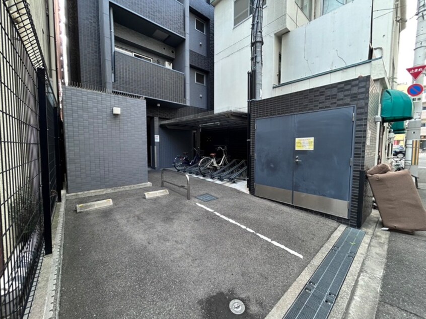 駐車場 ﾚｵﾝｺﾝﾌｫｰﾄ難波ﾉﾜｰﾙ(1003)