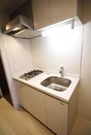 キッチン ﾚｵﾝｺﾝﾌｫｰﾄ難波ﾉﾜｰﾙ(1003)