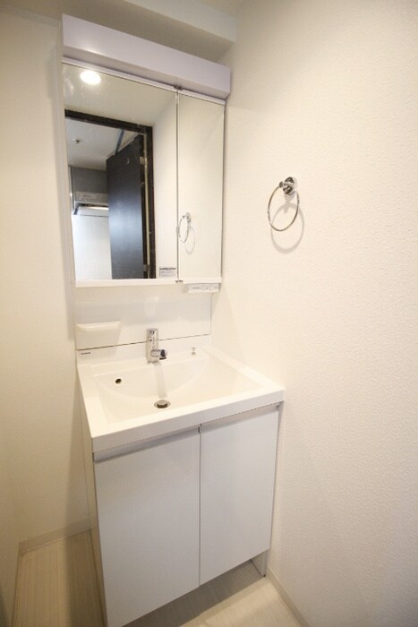 洗面 ﾚｵﾝｺﾝﾌｫｰﾄ難波ﾉﾜｰﾙ(1003)