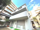 熊内7ビルの外観