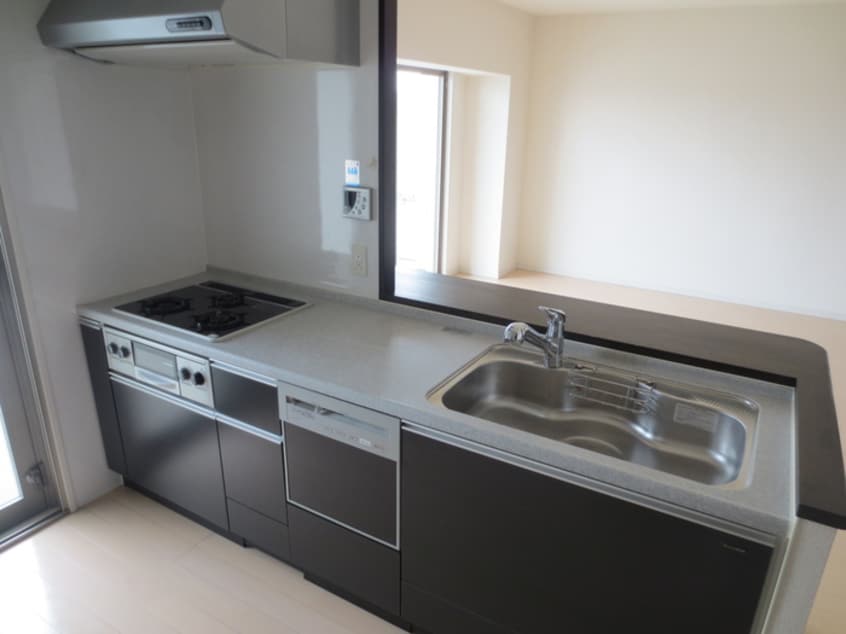 キッチン Dｸﾗﾃﾞｨｱ鳳ﾙﾈｻﾝｽｽｸｴｱｰ(1210)