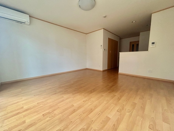 居室 カ－サヴェルテ