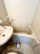 バス／シャワールーム等 トモエハイツ５号館