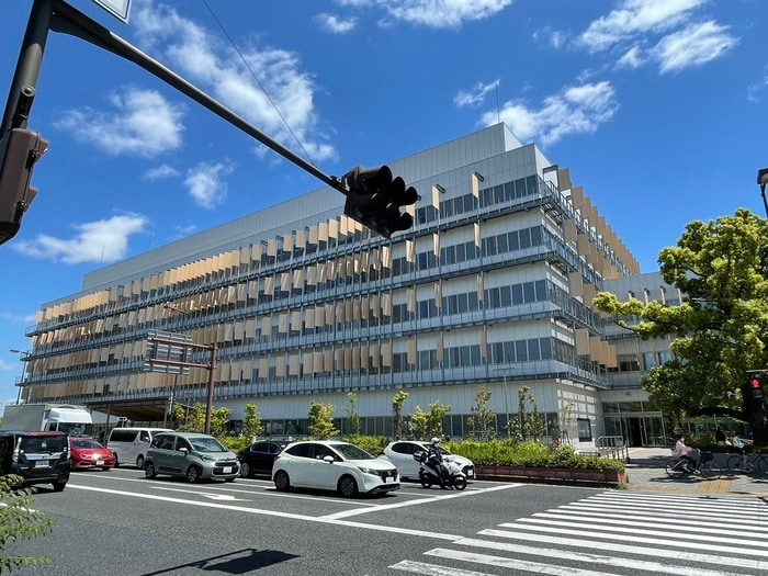 伊丹市役所(役所)まで300m 宮地マンション