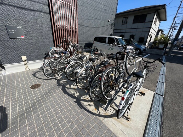 駐車場 リブリ・蛍池