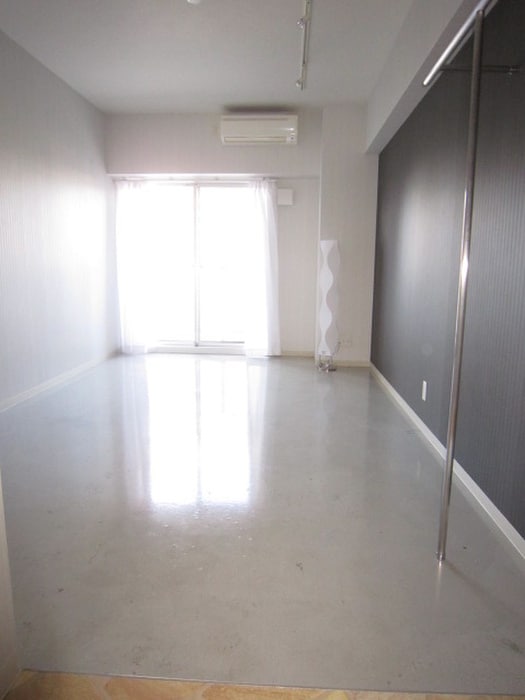 居室 カ－サ－リック同心