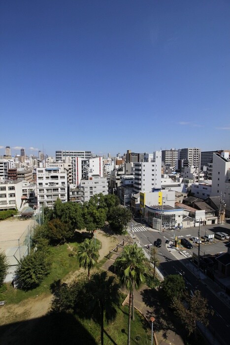 室内からの展望 ﾚｵﾝｺﾝﾌｫｰﾄ難波ﾌﾞﾗﾝ(1203)