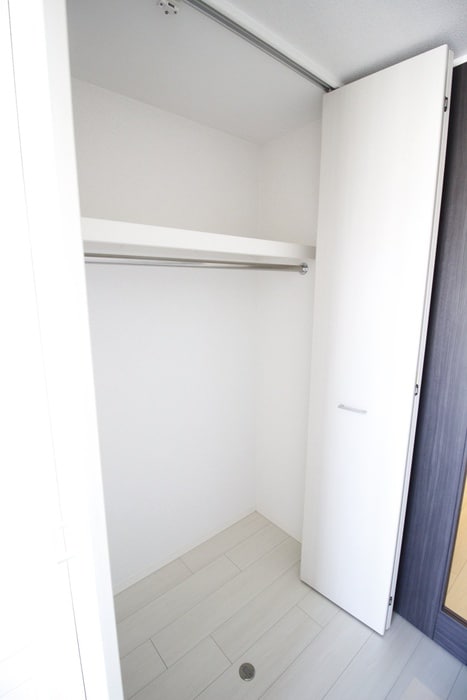 収納 ﾚｵﾝｺﾝﾌｫｰﾄ難波ﾌﾞﾗﾝ(1203)