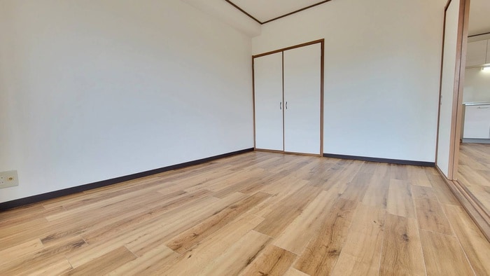 居室 プルクラ－ド