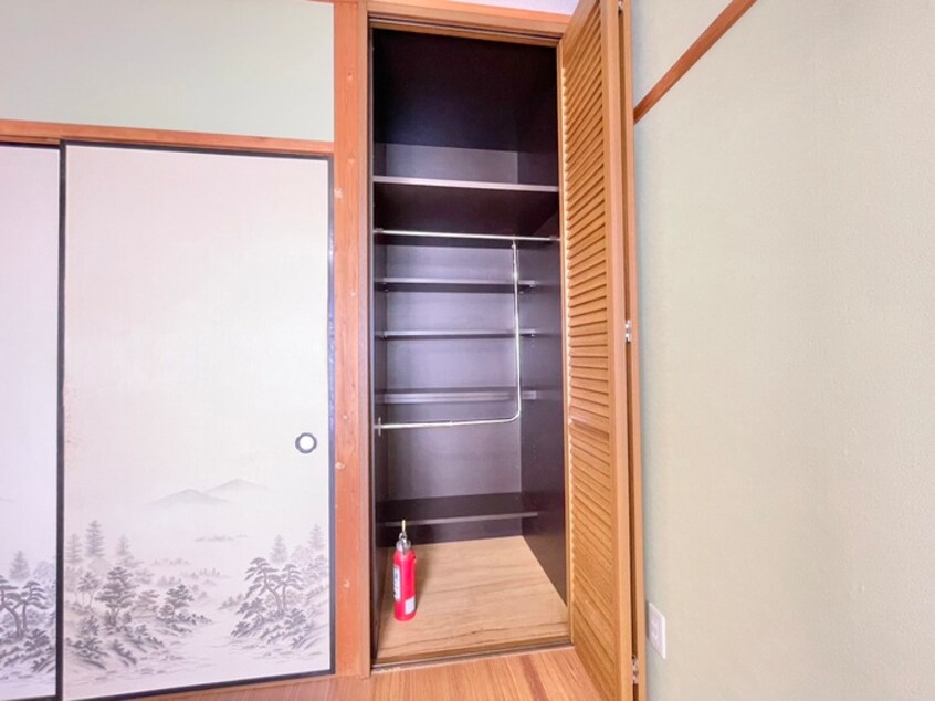 収納 ハイツ中西