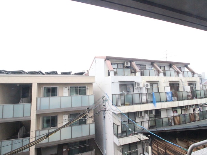 室内からの展望 メゾン・グレース・ケイ生野東Ⅱ