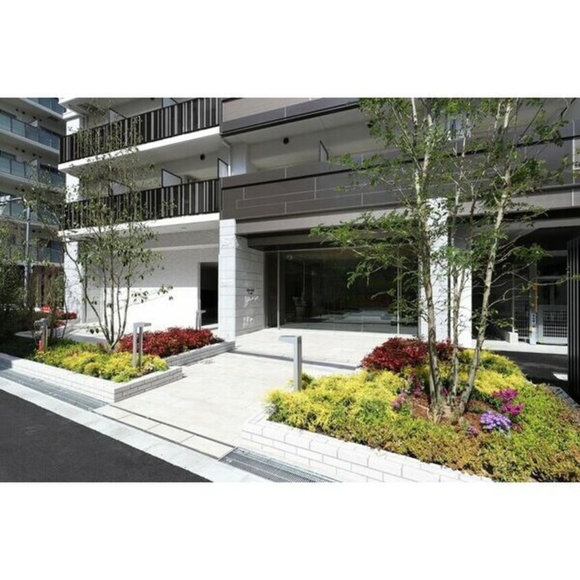 エントランス部分 ｽﾌﾟﾗﾝﾃﾞｨｯﾄﾞ十三本町