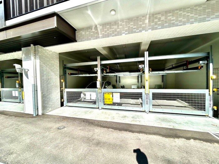 駐車場 ｽﾌﾟﾗﾝﾃﾞｨｯﾄﾞ十三本町