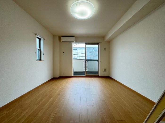 居室 リオ・リヴァ－ジュ