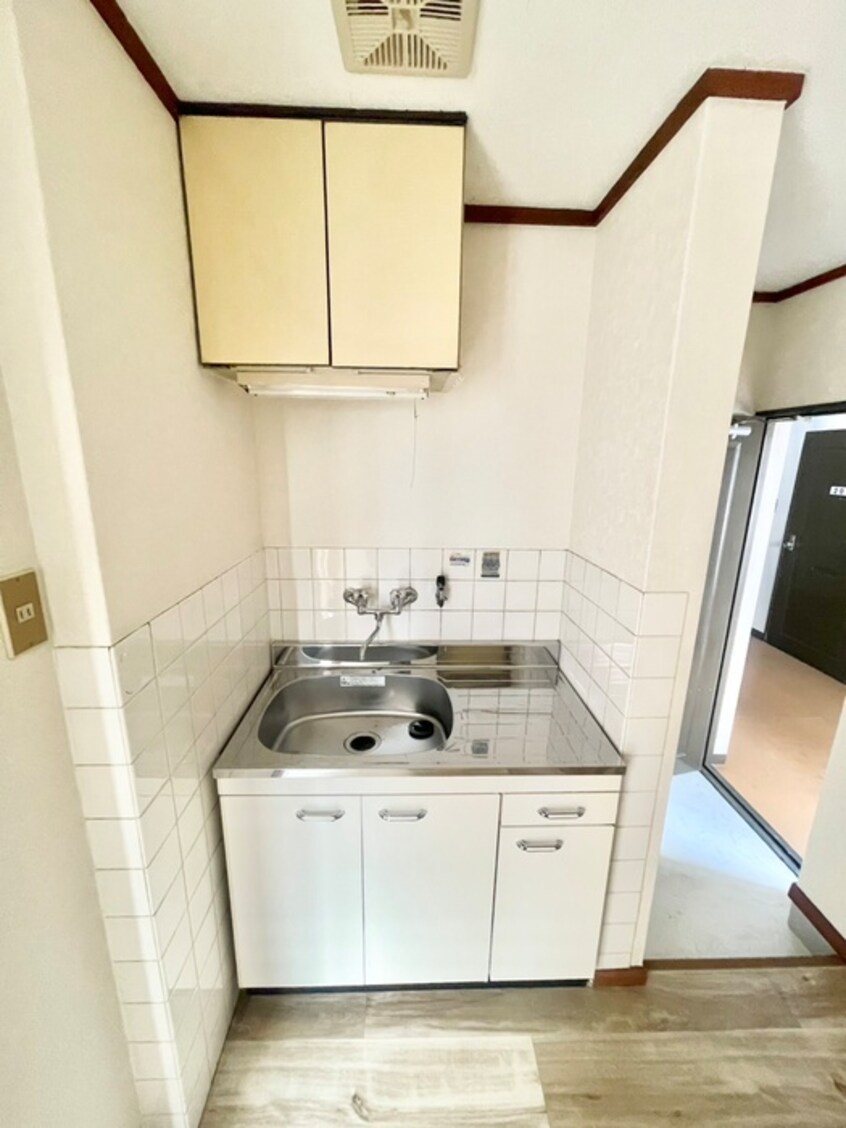 キッチン シティハイツ大和田