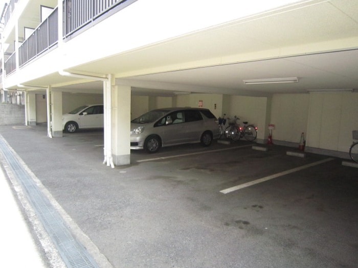 駐車場 ハイツこがね