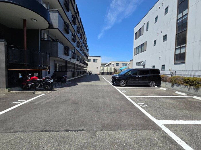駐車場 グリーンヴィレッジ吉田