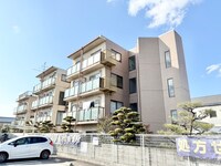 ヴァルワール伊勢田