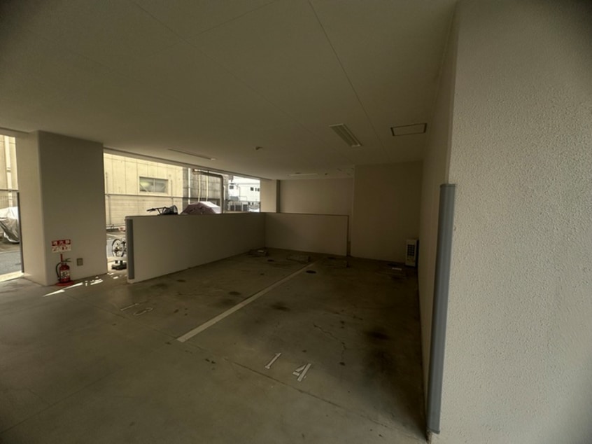 駐車場 ドライバウム江坂