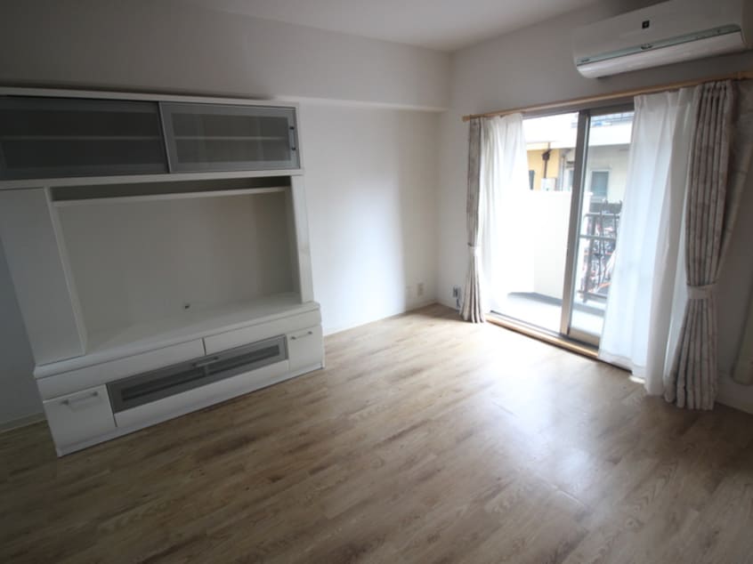 居室 ハイツ東興（103）