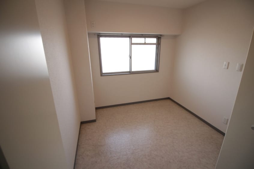 居室 エイト貝塚