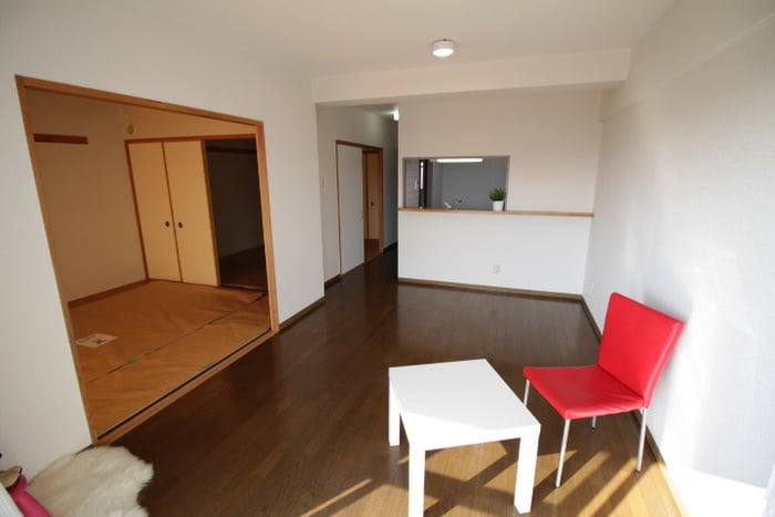 居室 エイト貝塚