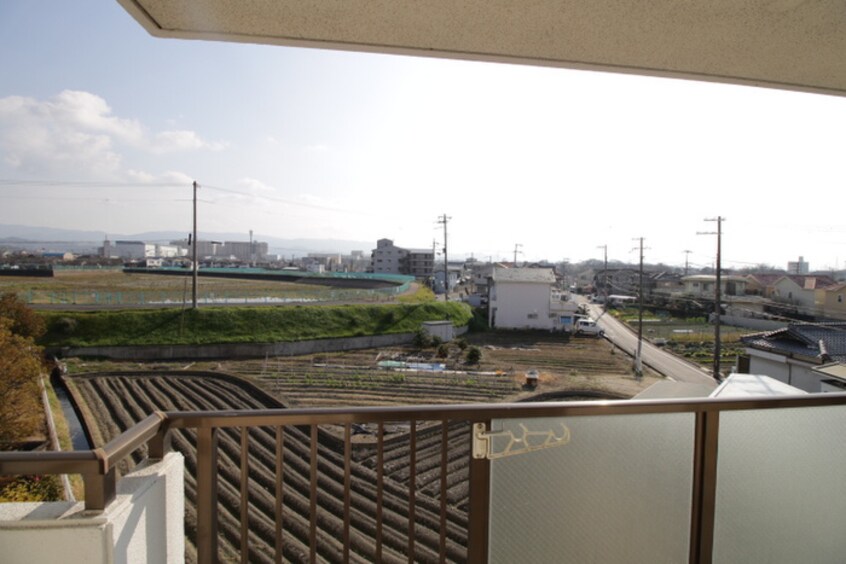 室内からの展望 エイト貝塚