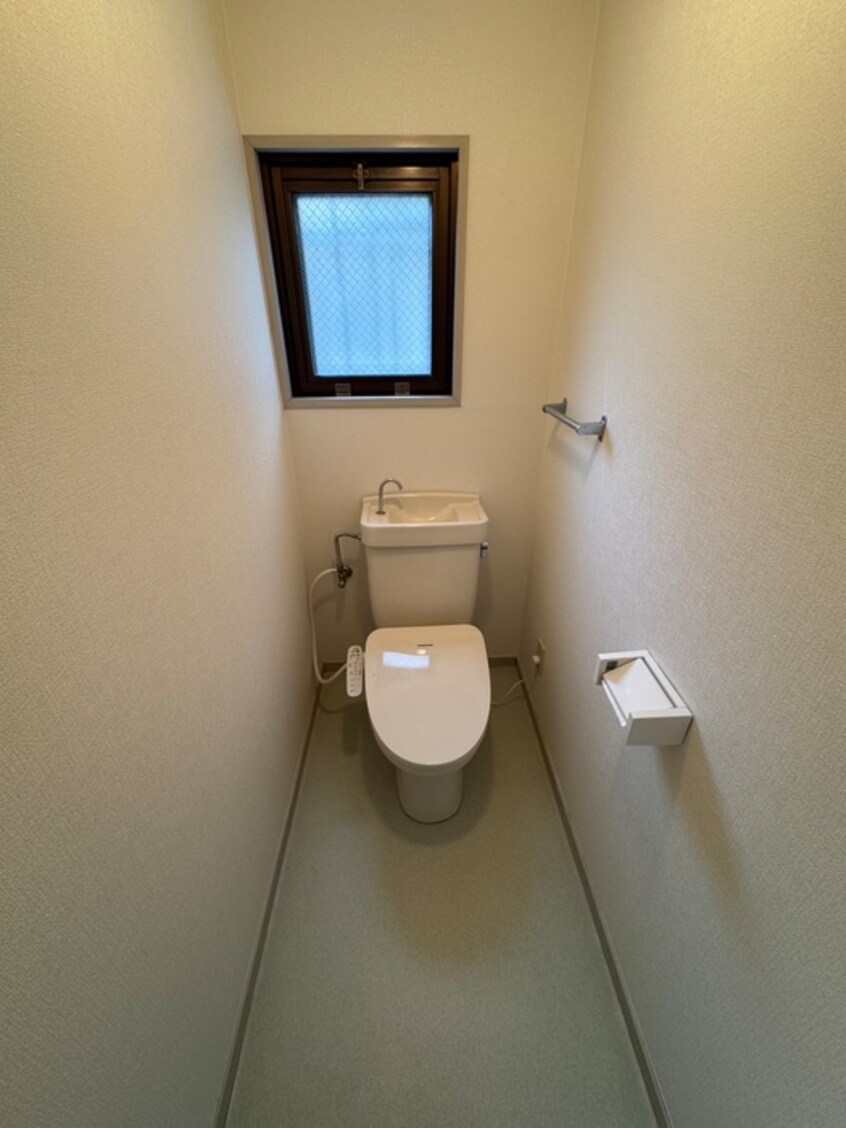 トイレ シャルムハイツ