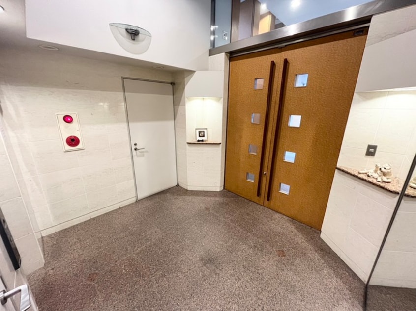 エントランス部分 サンロワール江坂