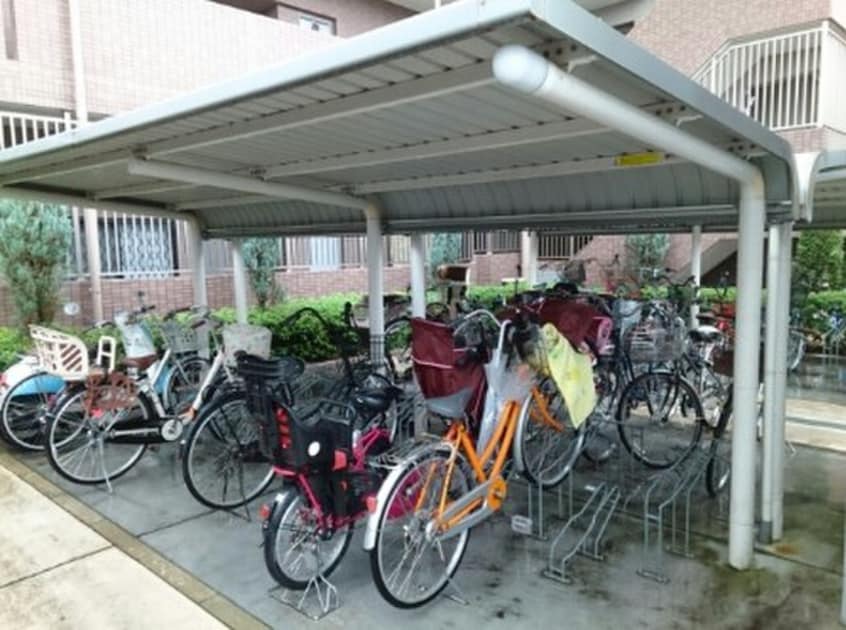 駐輪場 メルヴェイユ－山本