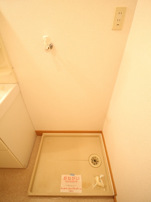 洗濯機置場 メルヴェイユ－山本